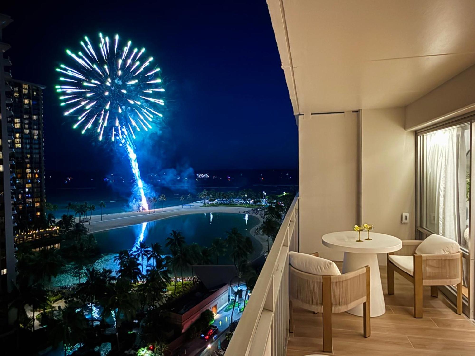Panoramic Oceanview Resort - Full Kitchen In Each Room, 2 Swimming Pools, Onsite Restaurants, Fireworks Every Friday 檀香山 外观 照片